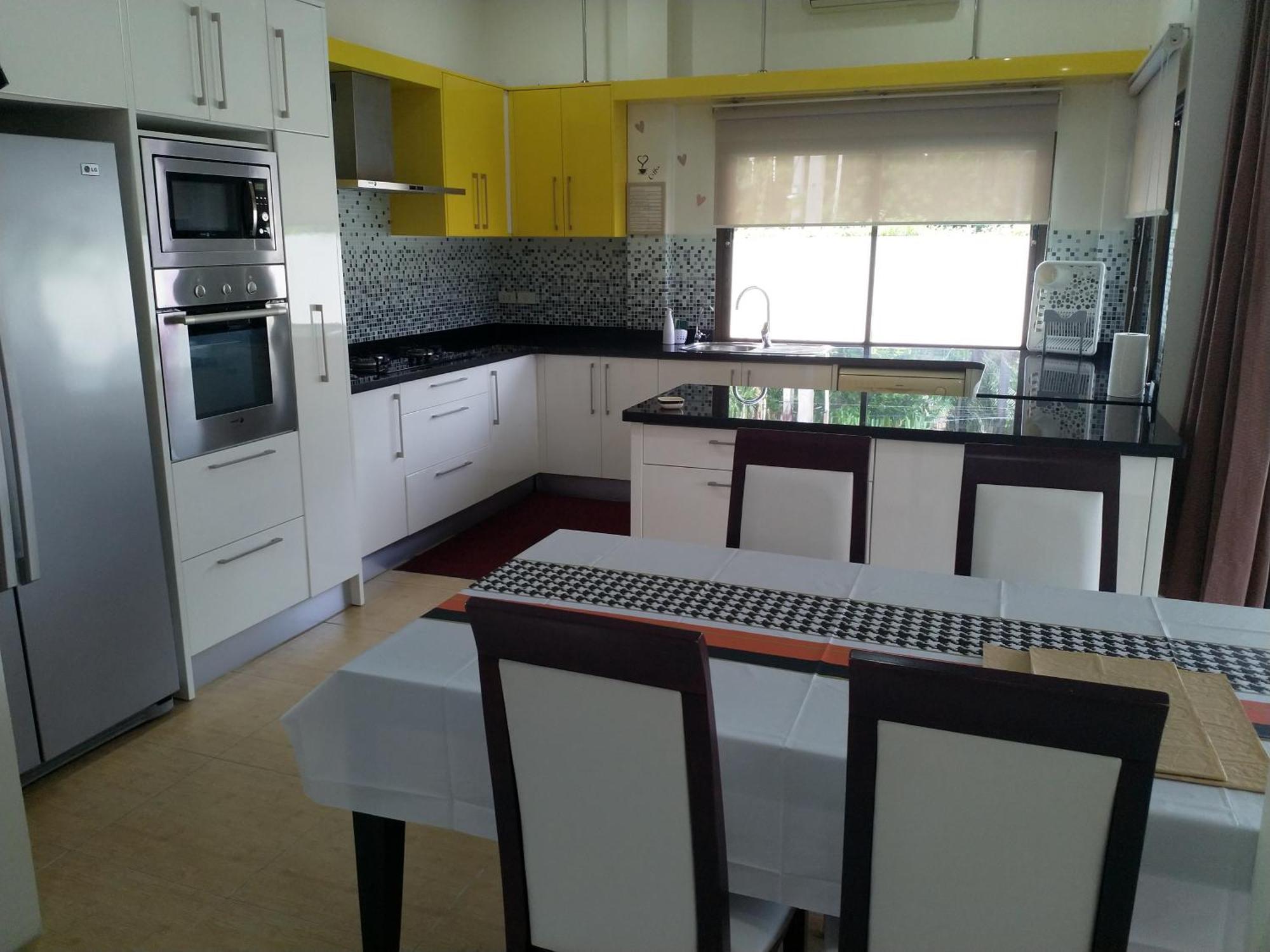 Maks Villa نا جومتين المظهر الخارجي الصورة